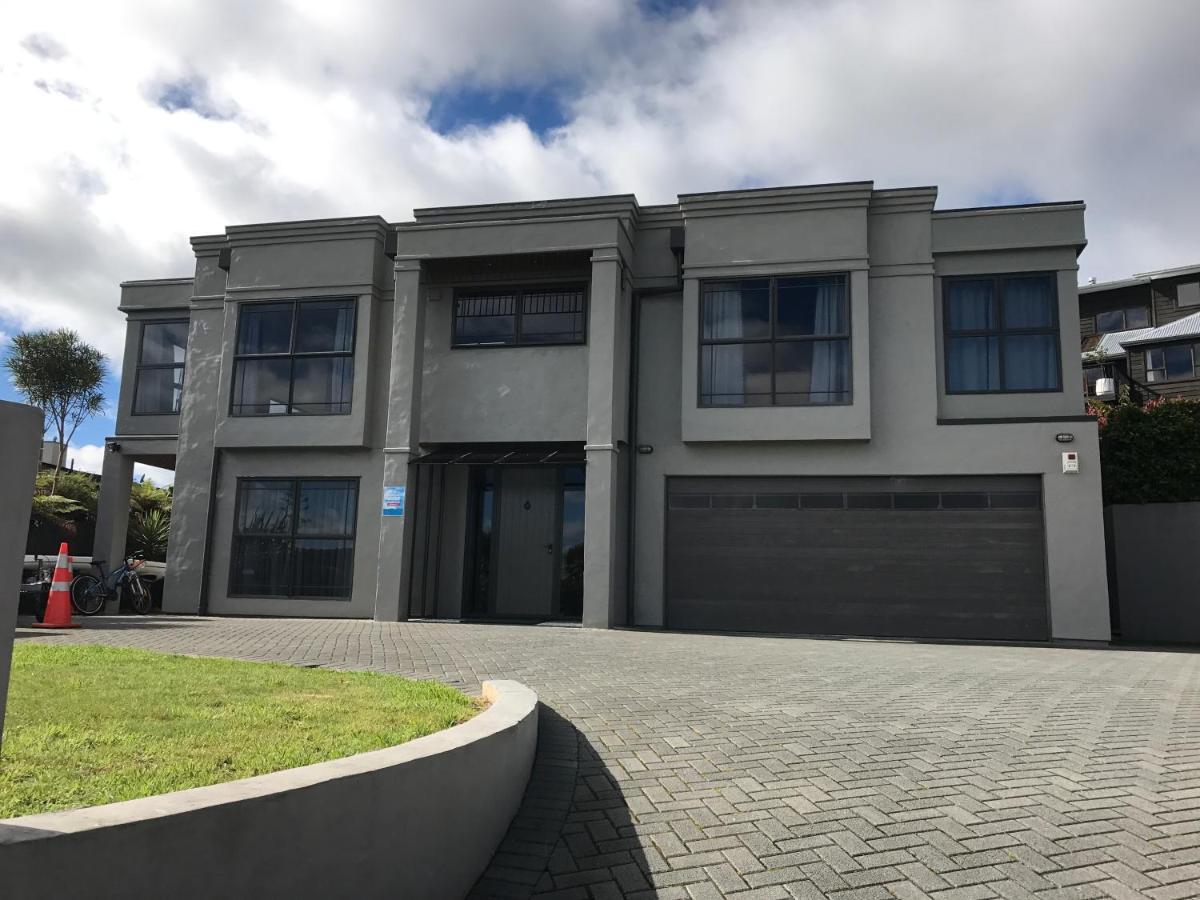 Lakeview Holiday Hideaway Apartment Taupo Exterior photo